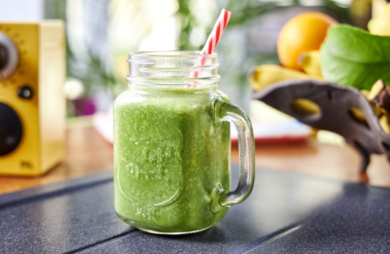 Smoothie με Kale mix, Μπανάνα & Ginger